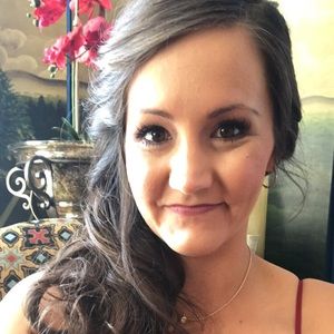 Meet your Posher, Mallory